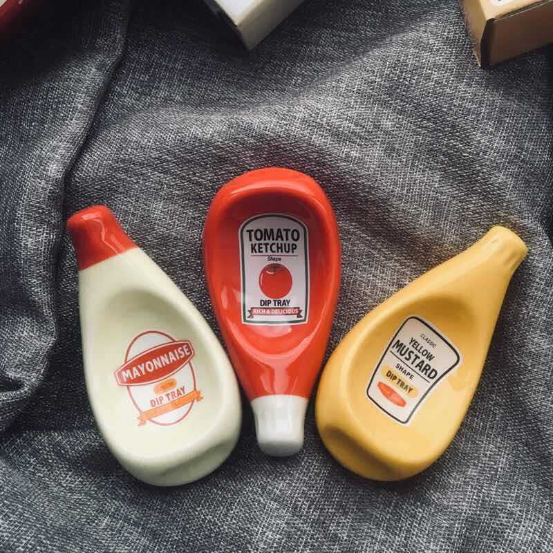 Restaurant Chili Sauce Tomato Sauce Salad Dressing Dish $20.00 Dana Fashion Color: Green Dana's Kitchen Product Information: Material: Ceramic Color: Red, White, Green, Yellow, Large Red, Large Yellow, Large White, Small Pepsi, Small Sprite, Small Coke Pa