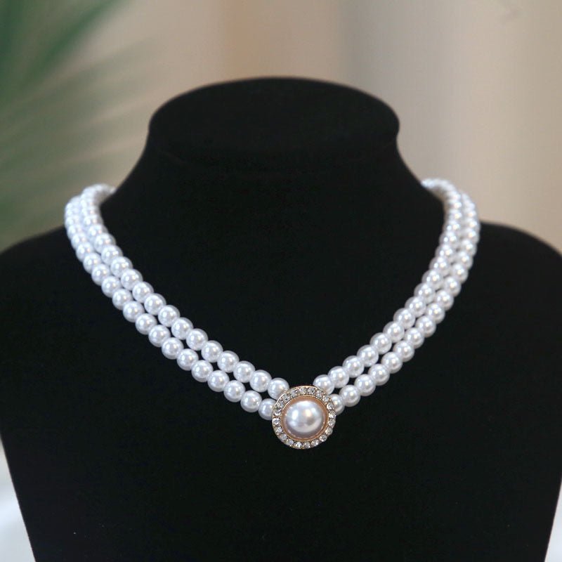 Retro Court Rhinestone Pearl Necklace Ear Stud Women's Simple $9.99 Dana Fashion Style: Ear Studs Women's Accessories Product information: Processing Technology: manual Color: necklace C047, stud earrings B306, ring D031 Pendant material: Mother Pearl she