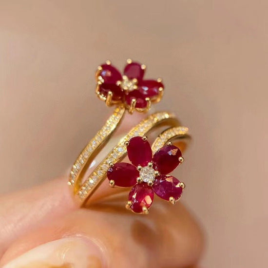 Retro Exquisite High-grade Flower Ruby Ring For Women $26.56 Dana Fashion Color: X1815 Ring Size: Adjustable Opening Women's Accessories Product information: Type: open mouth Treatment Process: Electroplating Color: x1815 Applicable people: women Size: ad