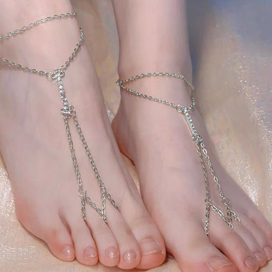 Retro Fashion Multi-layer Tassel Anklet For Women $15.00 Dana Fashion Color: 231202 Silver Single Women's Accessories Product information: Type: Anklet Color: 30801 Golden-single, 30801 silver-anklet, 31003 Golden-single, 2603 silver-single, 31002 Golden-