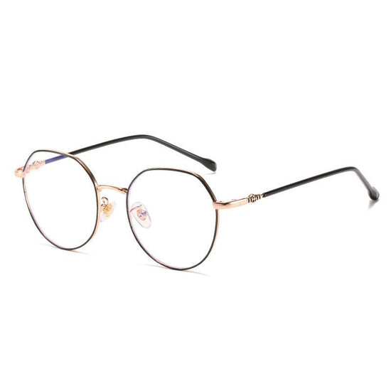 Retro metal glasses $19.00 Dana Fashion Color: Golden Black Women's Accessories Product category: Flat mirror Material: Metal frame Style: Full frame Model: 61027 Degree; Without a degree Style: Both men and women Style: Metal Frame color: black, gold, si