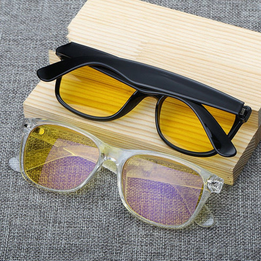 Retro Midin glasses frame $18.51 Dana Fashion Color: Bright black Women's Accessories Glasses structure: frame Whether it is polarized: No Lens material: TAC Style: Personality Frame material: plastic Visible light perspective rate: 99.9 (%)