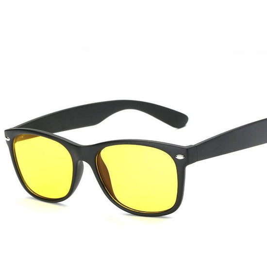 Retro Midin glasses frame $18.51 Dana Fashion Color: Sand black Women's Accessories Glasses structure: frame Whether it is polarized: No Lens material: TAC Style: Personality Frame material: plastic Visible light perspective rate: 99.9 (%)