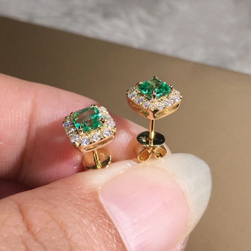 Retro Simple Basic Stud Earrings For Women $11.17 Dana Fashion Color: Green Women's Accessories Product information: Color: green Applicable population: Female Material: Copper Shape: Geometry Style: European and American Packing list: Earrings *1 pair Pr