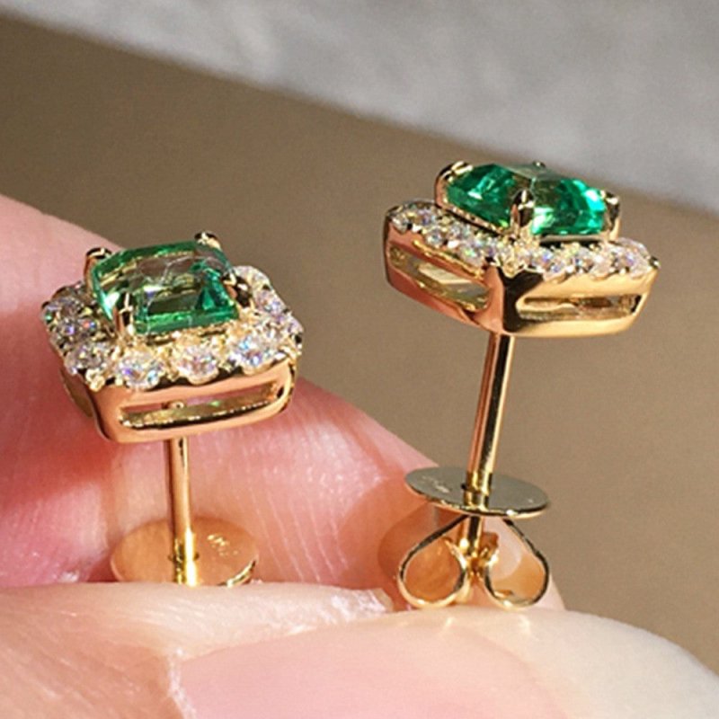Retro Simple Basic Stud Earrings For Women $11.17 Dana Fashion Color: Green Women's Accessories Product information: Color: green Applicable population: Female Material: Copper Shape: Geometry Style: European and American Packing list: Earrings *1 pair Pr