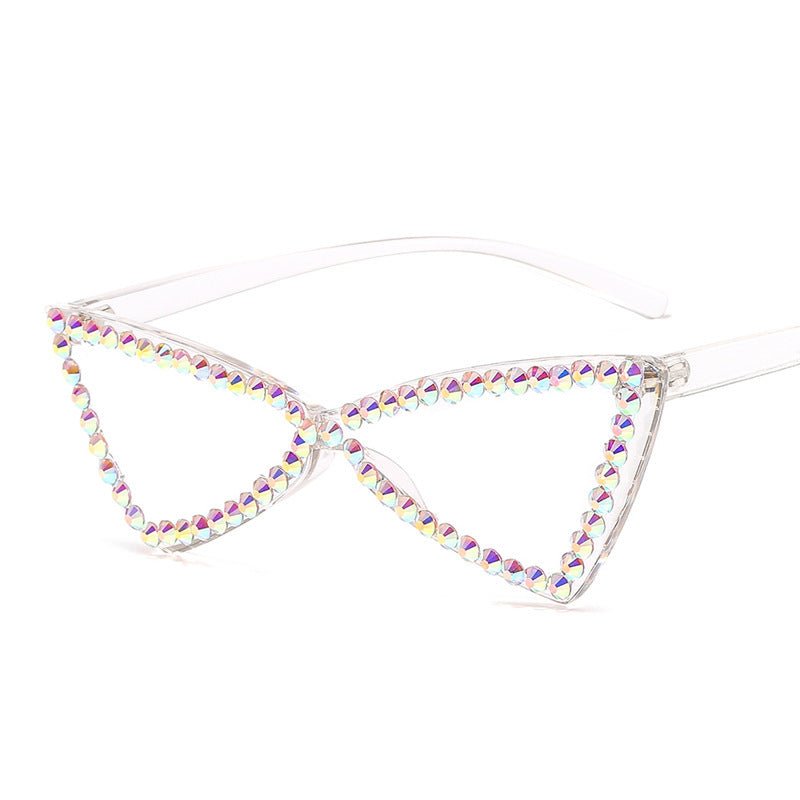 Retro Triangle Rimless Glasses Rhinestone Sunglasses Ladies Cat Eye Sunglasses $22.90 Dana Fashion Color: White Women's Accessories Product information Glasses structure: frame Lens material: PC Frame material: PC Lens color: red, yellow, purple, gray, la