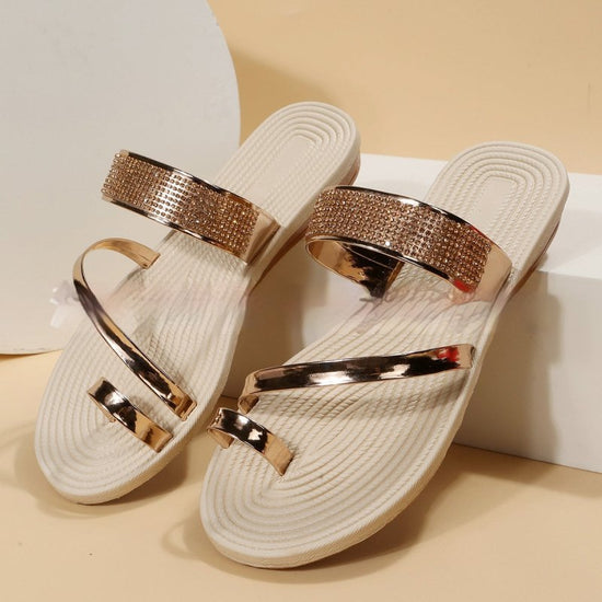 Rhinestone Heart-shaped Flip-flops Minimalist Flat $30.33 Dana Fashion Color: 9904 Gold Size: 35 Women's shoes Product information: Pattern: solid color Lining material: PU Color: Silver (flower), Gold (flower), Gold (love), silver (love),9904 Gold, 9904