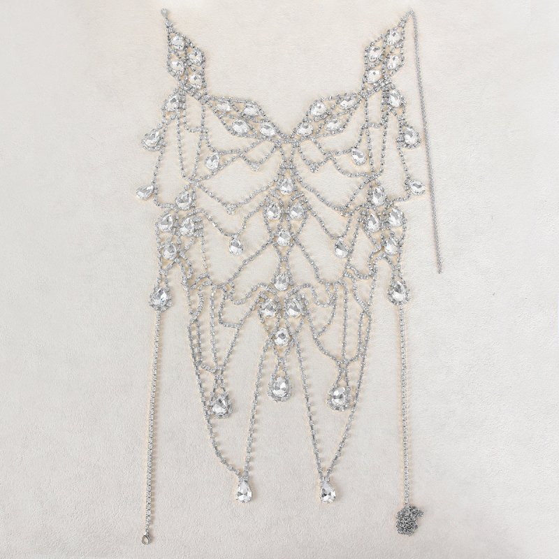 Rhinestone Multi-layer Chest Necklace Body Chain Accessories $49.00 Dana Fashion Color: Gold Women's Accessories Product information: Type: body chains Color: gold, silver Inlaid material: Rhinestone Material: Rhinestone Shape: Geometry Packing list: Body