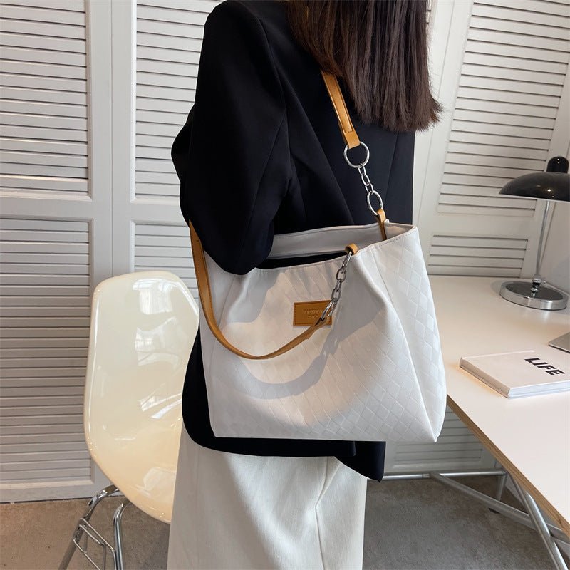 Rhombus Pattern Totes Chain Shoulder Bag Women Shopping Bags $40.81 Dana Fashion Color: Brown Beauty Tools Product information: Material: PU Style: fashionable and simple Features:Color contrast Colour: black, coffee, brown Size Information: Width: 30CM H