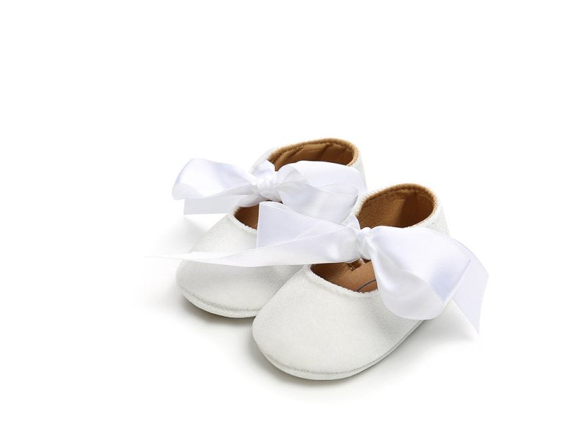 Ribbon Spring and Autumn Baby Princess Shoes Baby Shoes Soft Slip Toddler Shoes Baby Shoes $16.50 Dana Fashion Color: White Size: 11cm Baby & Mother US EUR UK AUS JPN KOR 7 23 6 6 140 140 7.5 23.5 6.5 6.5 143 143 8 24 7 7 146 146 8.5 24.5 7.5 7.5 152 152