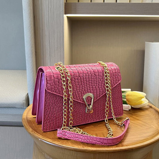 Rose Red Crocodile Pattern Women's Chain Bag $24.66 Dana Fashion Color: Black Women's Bags Product information: Lining texture: synthetic leather Applicable scenario: Daily configuration Color: white, black, green, Rose red, gray, dark brown, blue Outer b