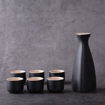 Triangle Black