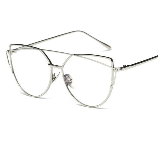 Saya Girls Sunglasses Glasses Women $44.26 Dana Fashion Color: Black Women's shoes Product information: Lens material: resin Frame Material: Plate Glasses structure: full frame Style: individual Color: gold frame, black, brown Packing list: Glasses*1