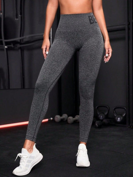 Seamless Letter Peach Yoga Hip Raise Skinny High Waist Exercise Workout Pants Women $46.96 Dana Fashion Color: Gray Size: L Women's clothing Product information: Applicable sports: fitness yoga Fabric name: Chemical Fiber blend Applicable scenarios: runni