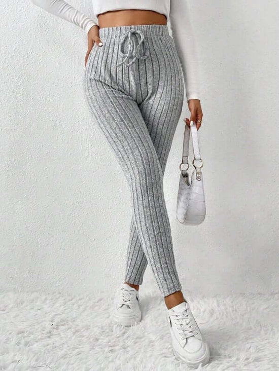 Seamless Yoga Pants Hip-lifting Breathable $48.59 Dana Fashion Color: Gray Size: L Women's clothing Product information: Color: Gray Size: S,M,L,XL Fabric name: 210g 12*4 sunken stripe sanding Applicable scenarios: running sports, fitness equipment, fitne