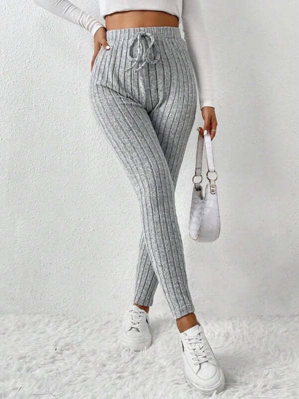 Seamless Yoga Pants Hip-lifting Breathable $48.59 Dana Fashion Color: Gray Size: L Women's clothing Product information: Color: Gray Size: S,M,L,XL Fabric name: 210g 12*4 sunken stripe sanding Applicable scenarios: running sports, fitness equipment, fitne