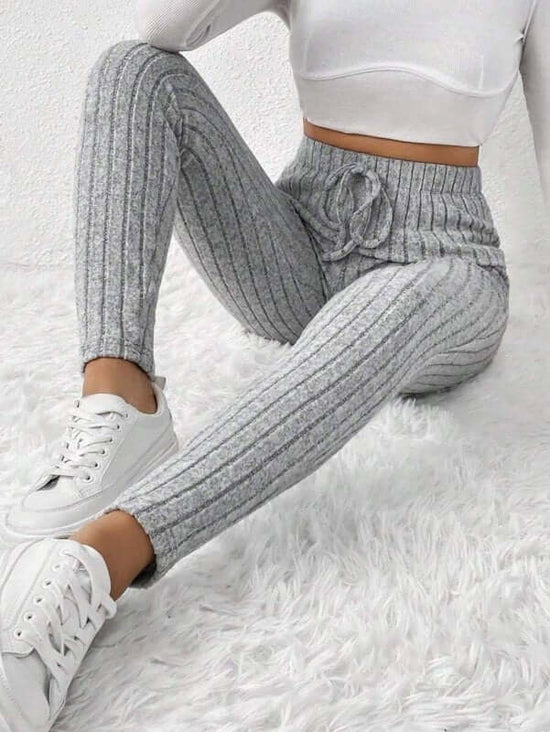 Seamless Yoga Pants Hip-lifting Breathable $48.59 Dana Fashion Color: Gray Size: L Women's clothing Product information: Color: Gray Size: S,M,L,XL Fabric name: 210g 12*4 sunken stripe sanding Applicable scenarios: running sports, fitness equipment, fitne