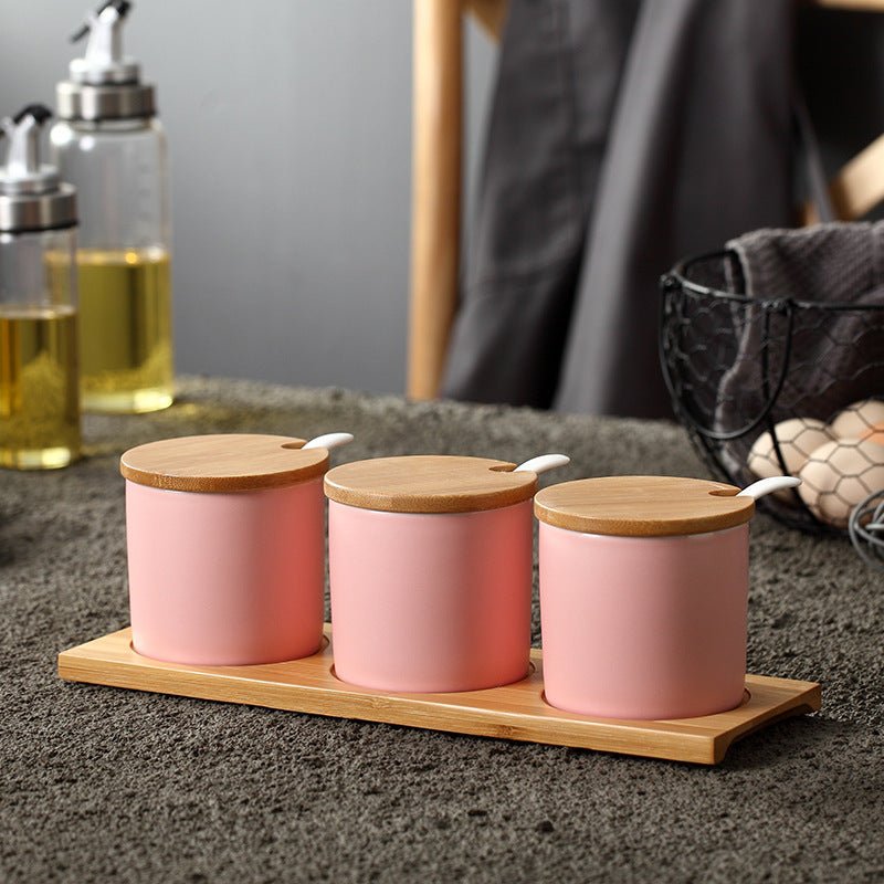 Seasoning Jar Seasoning Bottle Salt Monosodium Glutamate Seasoning Box Set Household $37.90 Dana Fashion Color: Straight powder Dana's Kitchen Product information: Whether to import: No Material: Ceramic Types of seasonings that can be loaded: viscous sea
