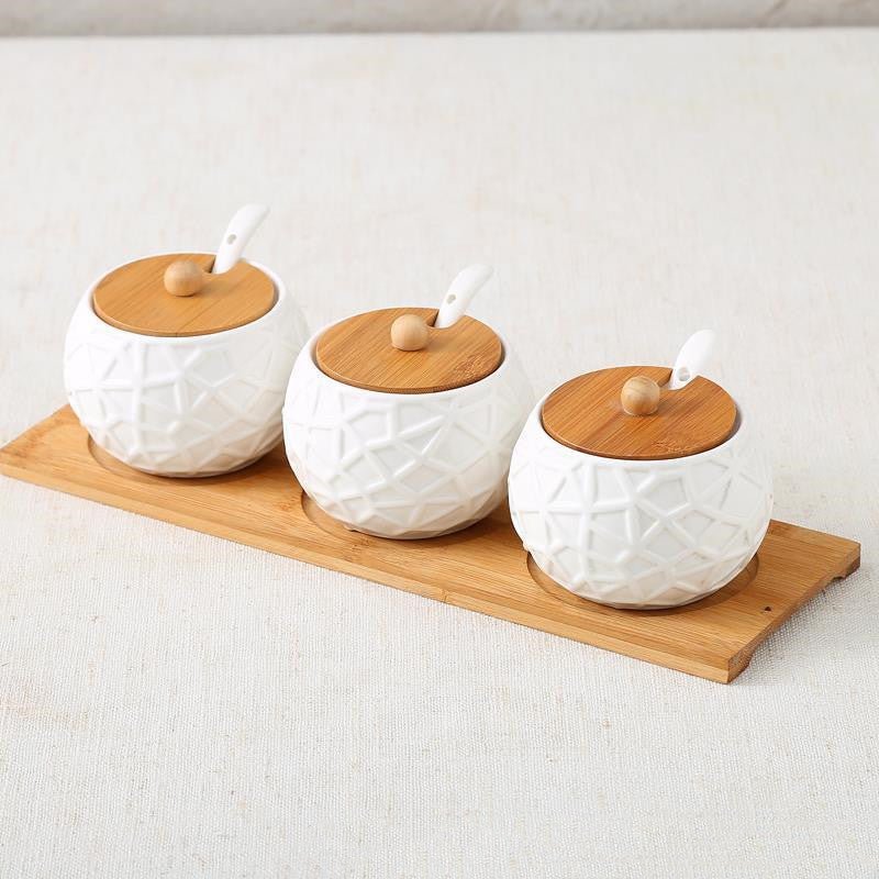 Seasoning Jar Seasoning Bottle Salt Monosodium Glutamate Seasoning Box Set Household $37.90 Dana Fashion Color: Diamond pattern Dana's Kitchen Product information: Whether to import: No Material: Ceramic Types of seasonings that can be loaded: viscous sea