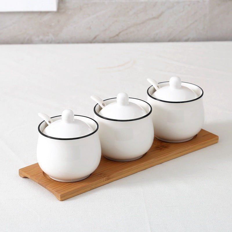 Seasoning Jar Seasoning Bottle Salt Monosodium Glutamate Seasoning Box Set Household $37.90 Dana Fashion Color: Drum black line Dana's Kitchen Product information: Whether to import: No Material: Ceramic Types of seasonings that can be loaded: viscous sea