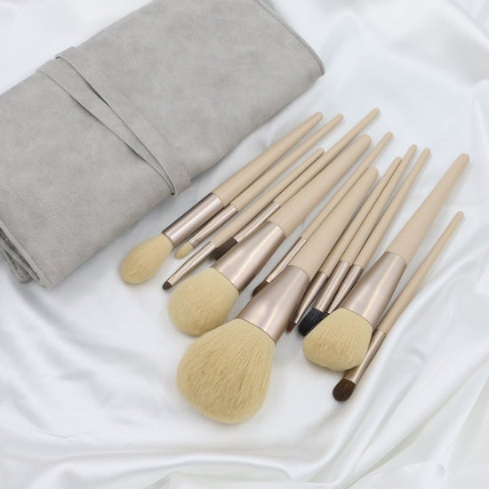 Set Of 12 Makeup Brushes $24.99 Dana Fashion Color: Morandi set brush to send gray makeup Product information: Product Category: Makeup Brush Number of brushes: 12 Brush material: horsehair/wool Brush type: PU Brush handle material: wooden handle Brush ha