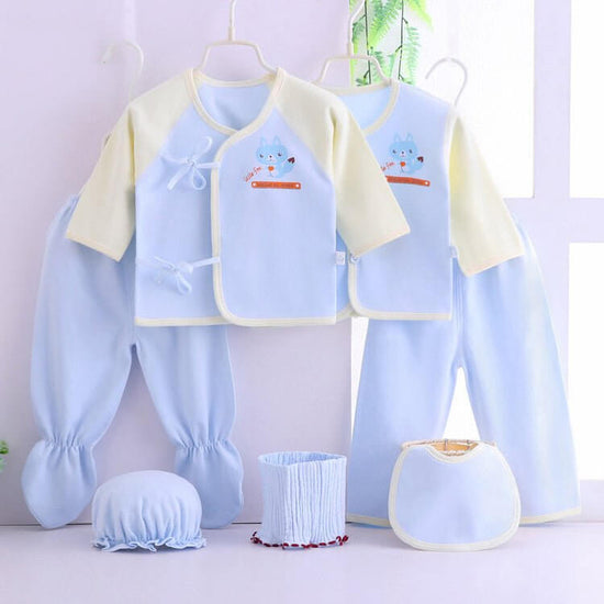 Seven-piece Baby Clothes Color Cotton Newborn Underwear $29.50 Dana Fashion Color: Blue Size: 59cm Baby Clothing Specification: [Name]: Seven-piece newborn gift box [Color]: as shown in the picture 【Packaging: Individually packed [Weight]: 1 hand weighs a