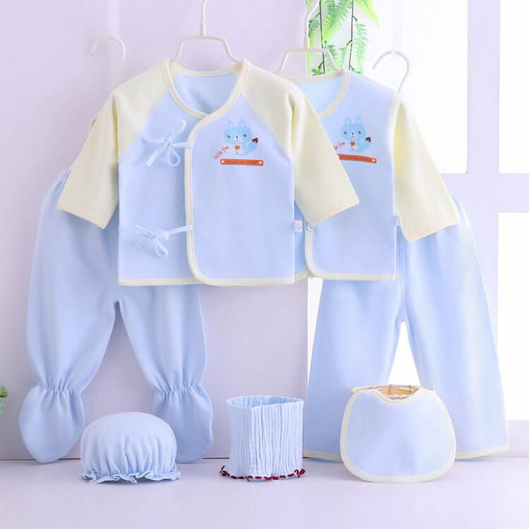 Seven-piece Baby Clothes Color Cotton Newborn Underwear $29.50 Dana Fashion Color: Blue Size: 59cm Baby Clothing Specification: [Name]: Seven-piece newborn gift box [Color]: as shown in the picture 【Packaging: Individually packed [Weight]: 1 hand weighs a