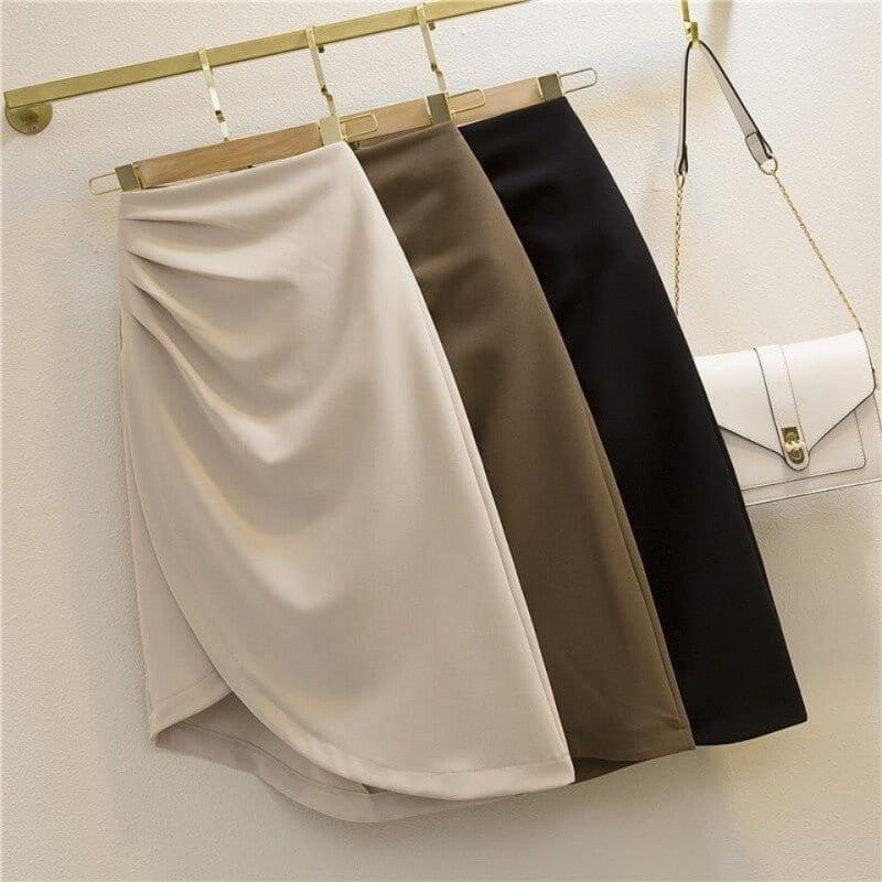 Sexy Pleated High Waist Look Taller Slimming Sheath Skirt $33.50 Dana Fashion Color: Apricot Size: 2XL Women's clothing Product information: Skirt type: hip skirt Color: white, black, khaki, apricot Main fabric composition: Polyester (polyester fiber) Siz