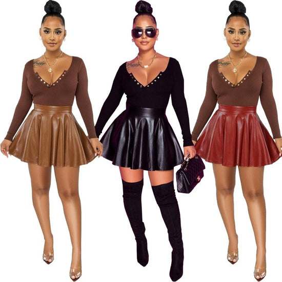 Sexy Solid Color PU Leather Swing Women's Skirt $35.99 Dana Fashion Color: Black Size: L Women's clothing Product information: Pattern: solid color Fabric name: PU leather Skirt-type: pleated skirt Color: red, black, brown Main fabric composition: Polyest
