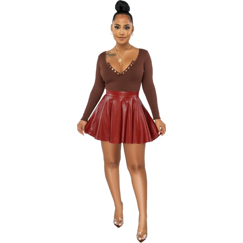 Sexy Solid Color PU Leather Swing Women's Skirt $35.99 Dana Fashion Color: Red Size: L Women's clothing Product information: Pattern: solid color Fabric name: PU leather Skirt-type: pleated skirt Color: red, black, brown Main fabric composition: Polyester