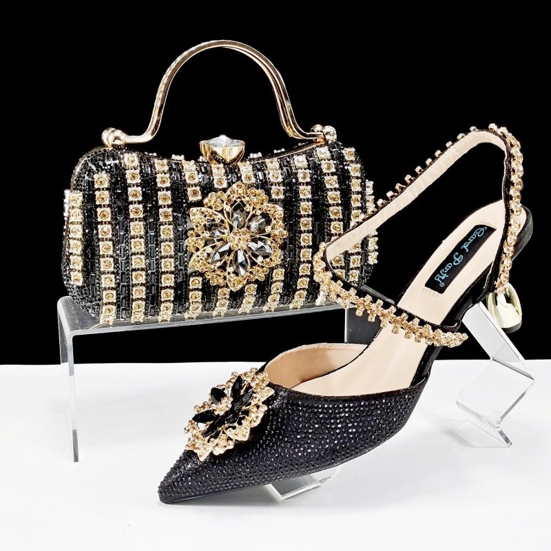 Sexy Women's Shoes And Bags Suit Drill Buckle Flower Decorative Ankle Drill Chain With Hard Clutch $169.90 Dana Fashion Color: Black Size: 38 Women's shoes Product information: Pattern: Flowers Toe bracket shape: Tip Color: Black, champagne, rose, gold, g