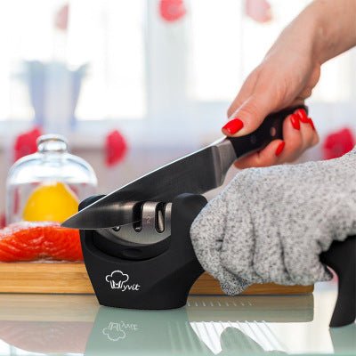 Sharpening Kitchen Tool Diamond Tungsten Steel Sharpening Stone $19.41 Dana Fashion Color: Black Dana's Kitchen Overview: 1. Demolition design, dirt has nowhere to hide The disassembly design of the sharpener is easy to clean, delicate and does not hide d