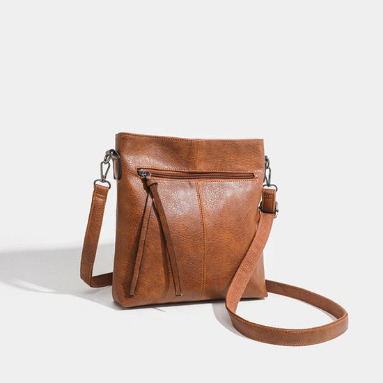 Simple And High-end Textured Artificial Leather Retro Men's And Women's Handbags Fashion $60.76 Dana Fashion Color: Brown Women's Bags Product information: Lining texture: polyester cotton Color: Brown Material: PU Packing list: Bag x1 Product Image: