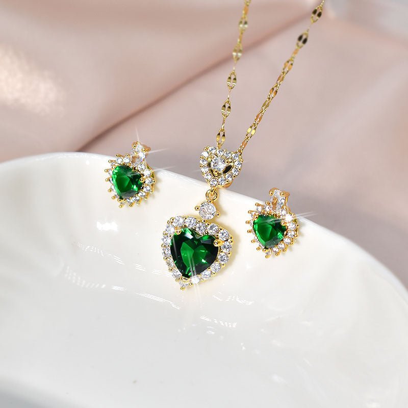 Simple Elegant Necklace Beccarite Inlaid Titanium Steel Clavicle Chain $19.00 Dana Fashion Color: Ear Studs Women's Accessories Product information: Treatment Process: Diamond Color: heart-shaped stud earrings green zirconium s1, heart-shaped necklace gre