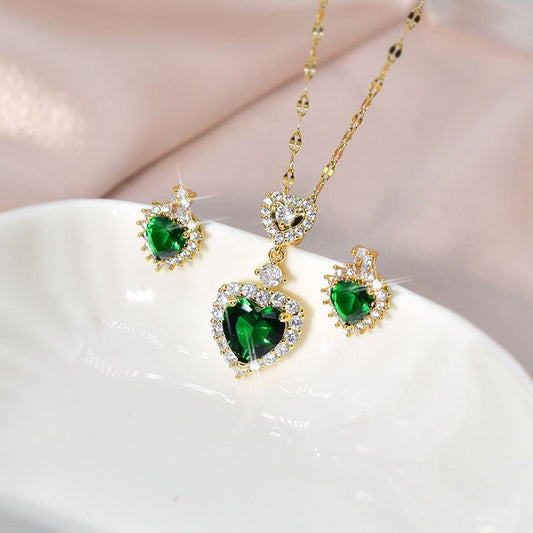 Simple Elegant Necklace Beccarite Inlaid Titanium Steel Clavicle Chain $19.00 Dana Fashion Color: Ear Studs Women's Accessories Product information: Treatment Process: Diamond Color: heart-shaped stud earrings green zirconium s1, heart-shaped necklace gre