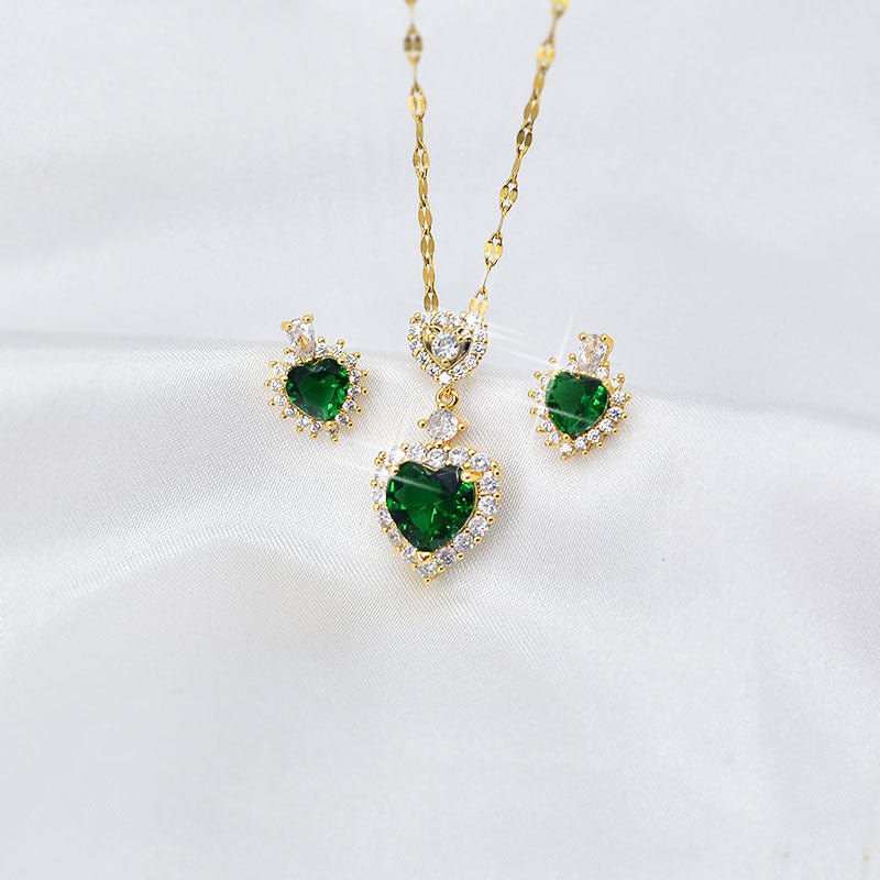 Simple Elegant Necklace Beccarite Inlaid Titanium Steel Clavicle Chain $32.50 Dana Fashion Color: Suit Women's Accessories Product information: Treatment Process: Diamond Color: heart-shaped stud earrings green zirconium s1, heart-shaped necklace green zi