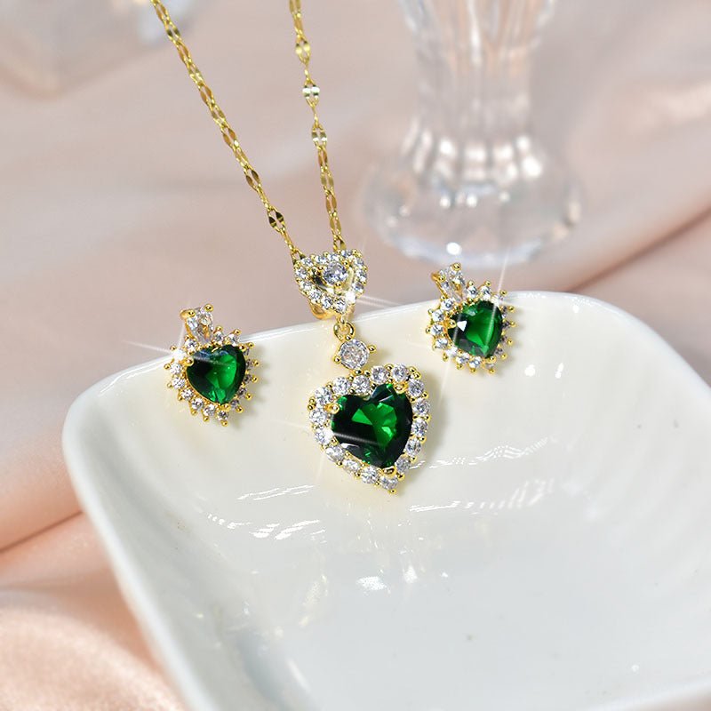 Simple Elegant Necklace Beccarite Inlaid Titanium Steel Clavicle Chain $19.00 Dana Fashion Color: Ear Studs Women's Accessories Product information: Treatment Process: Diamond Color: heart-shaped stud earrings green zirconium s1, heart-shaped necklace gre