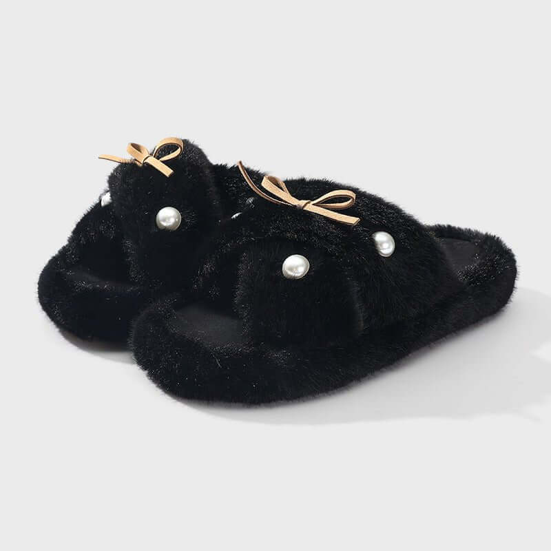 Simple Fashion Fur Hyoma Warm Non-slip Cotton Slippers $54.50 Dana Fashion Color: Cloud White Size: 36or37 Women's shoes Product information: Color: Cloud White, obsidian black, khaki Heel shape: flat heel Size: 36/37 (35/36 feet recommended),38/39 (37/38