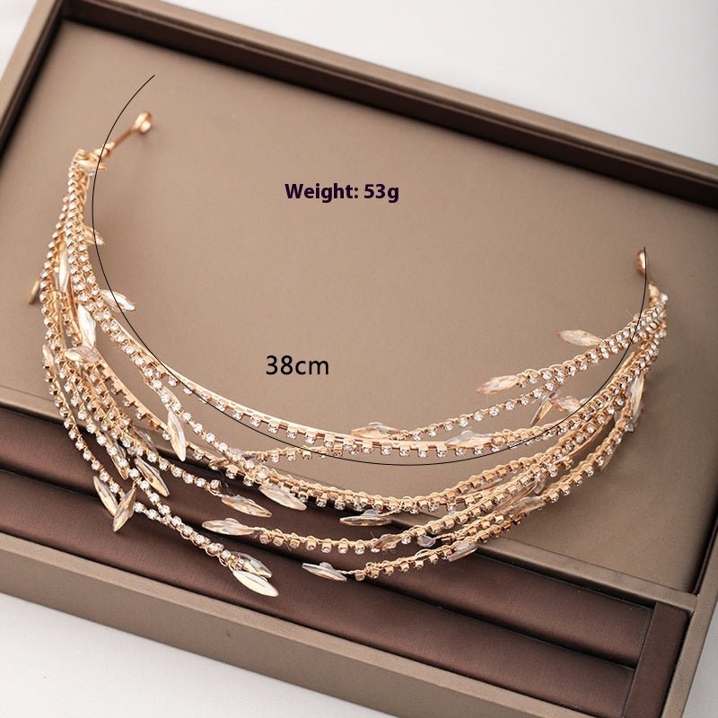 Simple Golden Alloy Double Mesh Headband $24.66 Dana Fashion Color: FD972 Women's Accessories Product information: Type: hair band Color: FD972,FD973 Applicable occasions for gifts: wedding, travel commemoration, employee benefits Style: Women's Material: