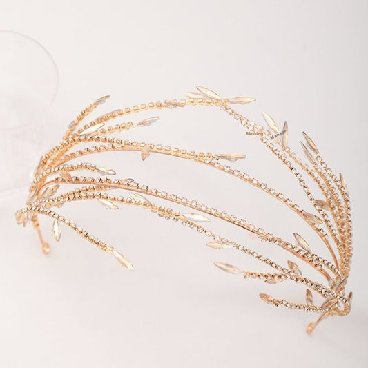 Simple Golden Alloy Double Mesh Headband $24.66 Dana Fashion Color: FD972 Women's Accessories Product information: Type: hair band Color: FD972,FD973 Applicable occasions for gifts: wedding, travel commemoration, employee benefits Style: Women's Material: