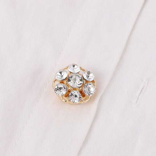 Simple Multi-style Inlaid Rhinestone Cufflinks $10.55 Dana Fashion Color: Style 1 Purity: Pure Natural Women's Accessories Product information: Treatment Process: Pearl Inlay Type: cufflinks Color: Style 1, Style 2, Style 3 Style: Women's Material: Rhines
