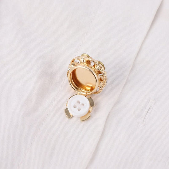 Simple Multi-style Inlaid Rhinestone Cufflinks $10.55 Dana Fashion Color: Style 1 Purity: Pure Natural Women's Accessories Product information: Treatment Process: Pearl Inlay Type: cufflinks Color: Style 1, Style 2, Style 3 Style: Women's Material: Rhines