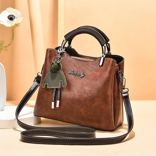 Simple Retro Small Handbag Women $52.73 Dana Fashion Color: Black Women's Bags Product information: Lining texture: polyester cotton Applicable scenario: Daily matching Color: wine red, green, black, light blue, khaki, Brown Outer bag type: slit pocket Ha