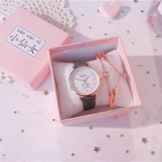 Simple Temperament Luminous Children's Electronic Watch $27.45 Dana Fashion Color: 1284 Green Belt Women's Accessories Product information: Shape: Circular Popular elements: Reproduction Movement type: electronic movement Strap Material: Genuine Leather D