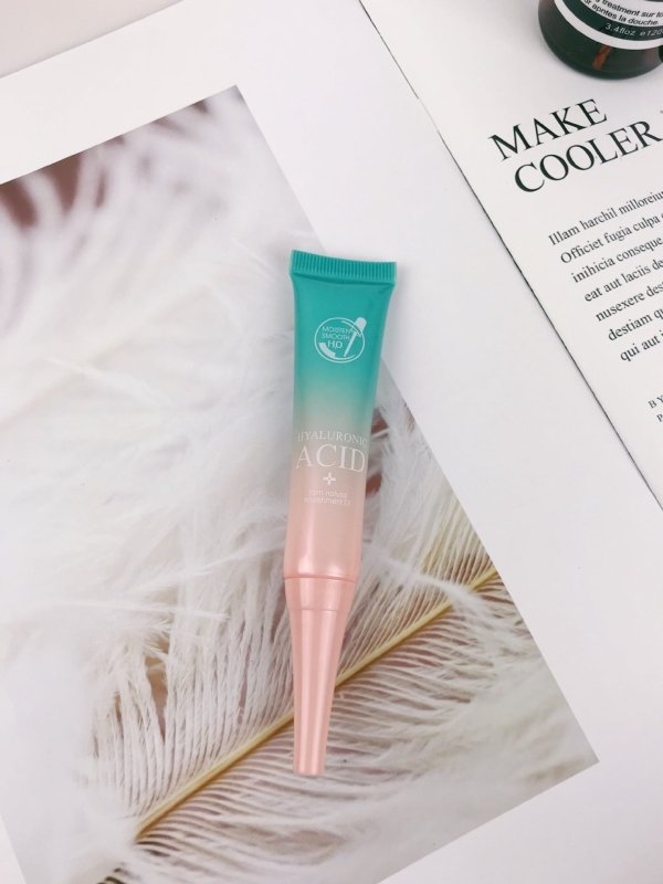 Skin Care Product Set Hyaluronic Acid Moisturizing Facial Care $13.18 Dana Fashion Product Specification: Eye Cream Beauty Tools Product information: Applicable people: Ladies Specification: Standard specifications Applicable skin type: Universal Net cont
