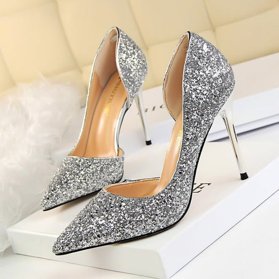 Skinny Women's Shoes Stiletto Heel Shallow Mouth Pointed Side Hollow-out Sequin $44.17 Dana Fashion Color: Black Size: 34 Women's shoes Product information: Pattern: solid color Lining material: imitation leather Color: white, red, black, blue, gold, silv