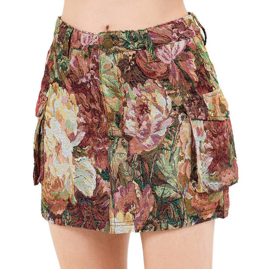 Skirt Retro Jacquard Design Sense Niche $56.50 Dana Fashion Color: Red Size: L Women's clothing Product information: Fabric name: Jacquard Color: red Main fabric composition: Polyester Size: S,M,L Skirt length: short skirt Popular elements: 3D/stereo patt