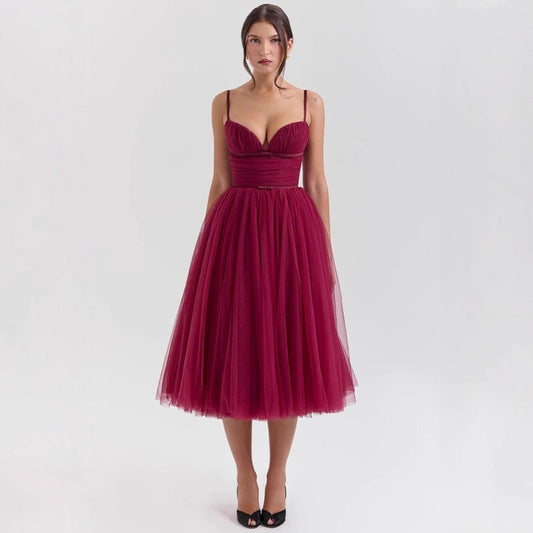Sling Backless Dress Christmas Banquet $86.74 Dana Fashion Color: Black Size: L Women's clothing Product information: Color: Burgundy, black, picture color Waist Type: Mid waist Size: S,M,L,XL Combination form: Single piece Popular elements: no back Fabri
