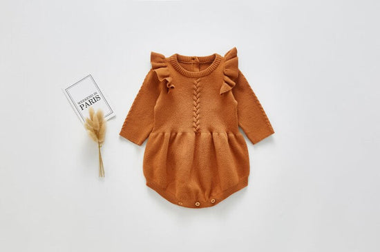 Small flying sleeve knitted baby one piece clothes $25.90 Dana Fashion Color: Brown Size: 100cm Baby Clothing Main fabric composition: Cotton Main fabric content: 100% Safety level: a Closed style: Pullover 1. Asian sizes are 1 to 2 sizes smaller than Eur