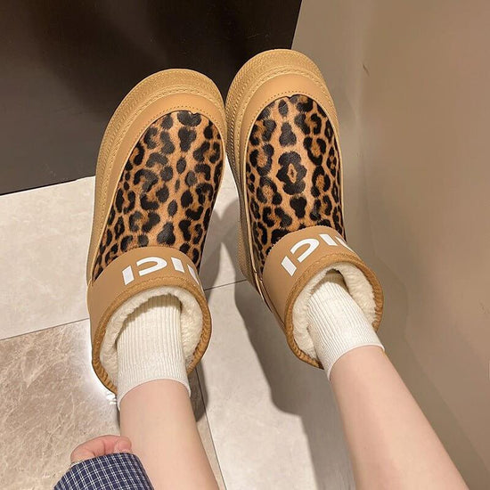 Snow Boots Women's Outer Wear Thick Sole Height Increasing $34.90 Dana Fashion Color: Beige Size: 35 Women's shoes Product information: Pattern: Leopard print Inner material: artificial wool Color: creamy-white, black, yellow Upper height: low top Heel he